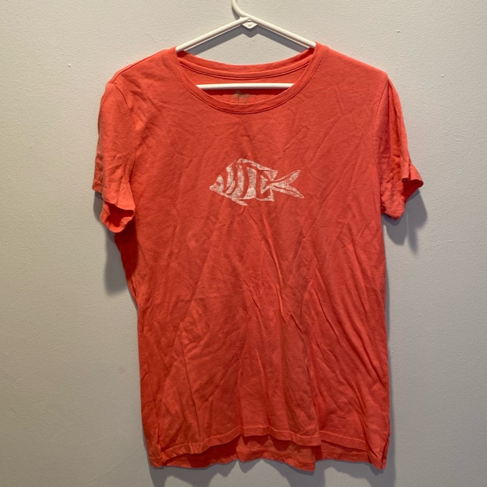 Bass T shirt women size Large